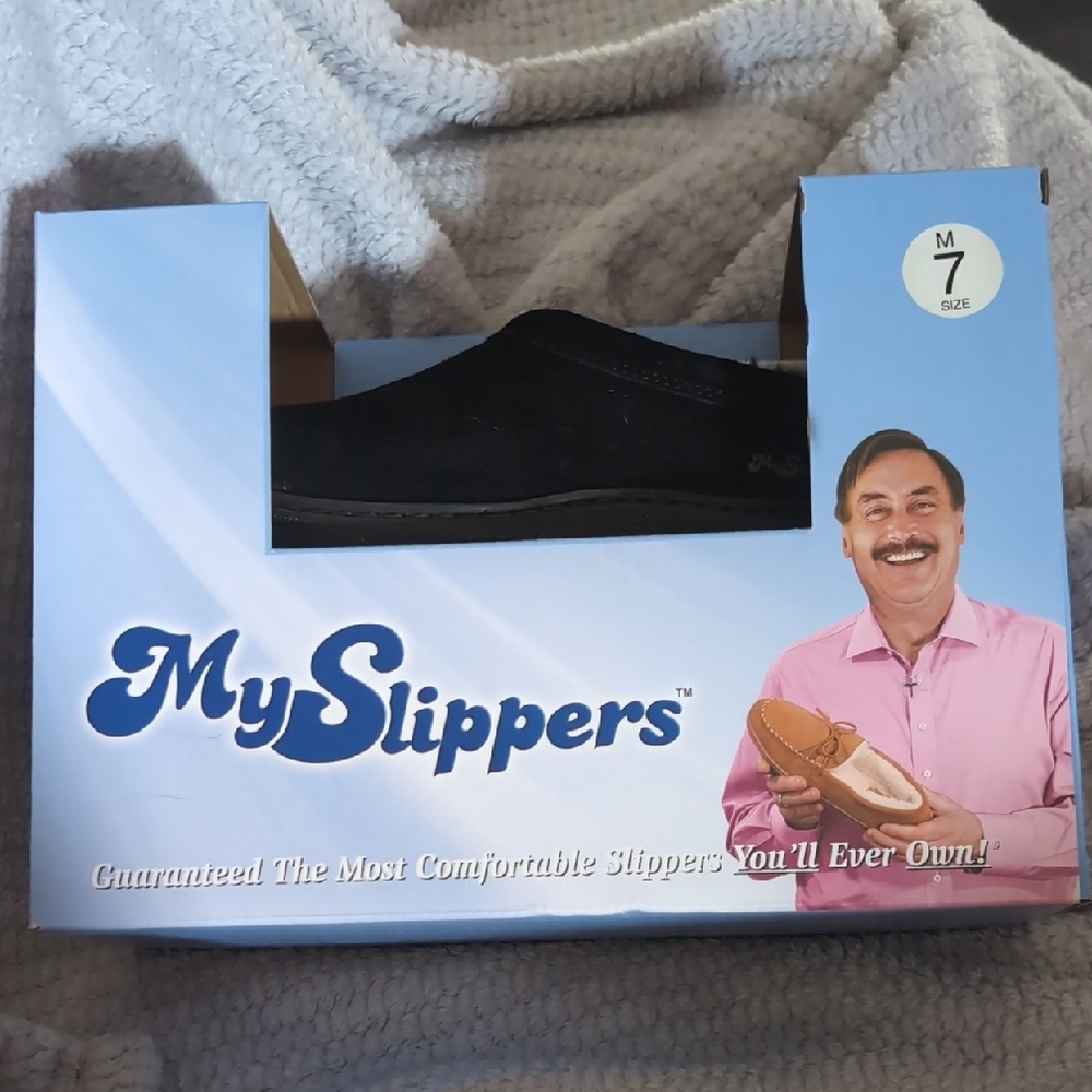 MySlippers Men's Black Loafers